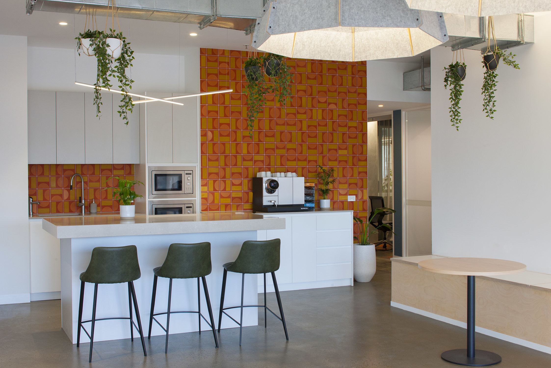 Small Meeting Room for 4 People