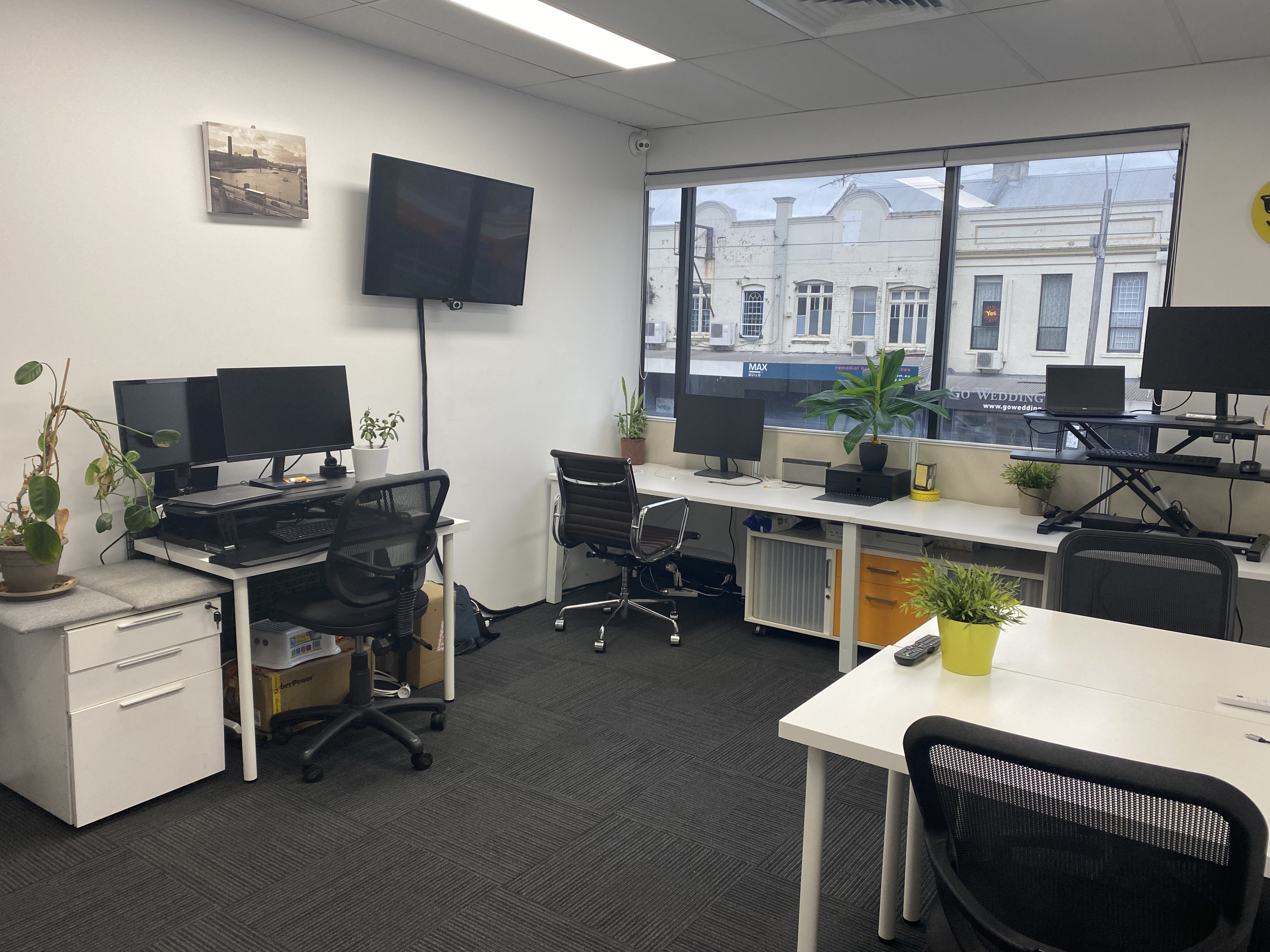 Private office in co working space 