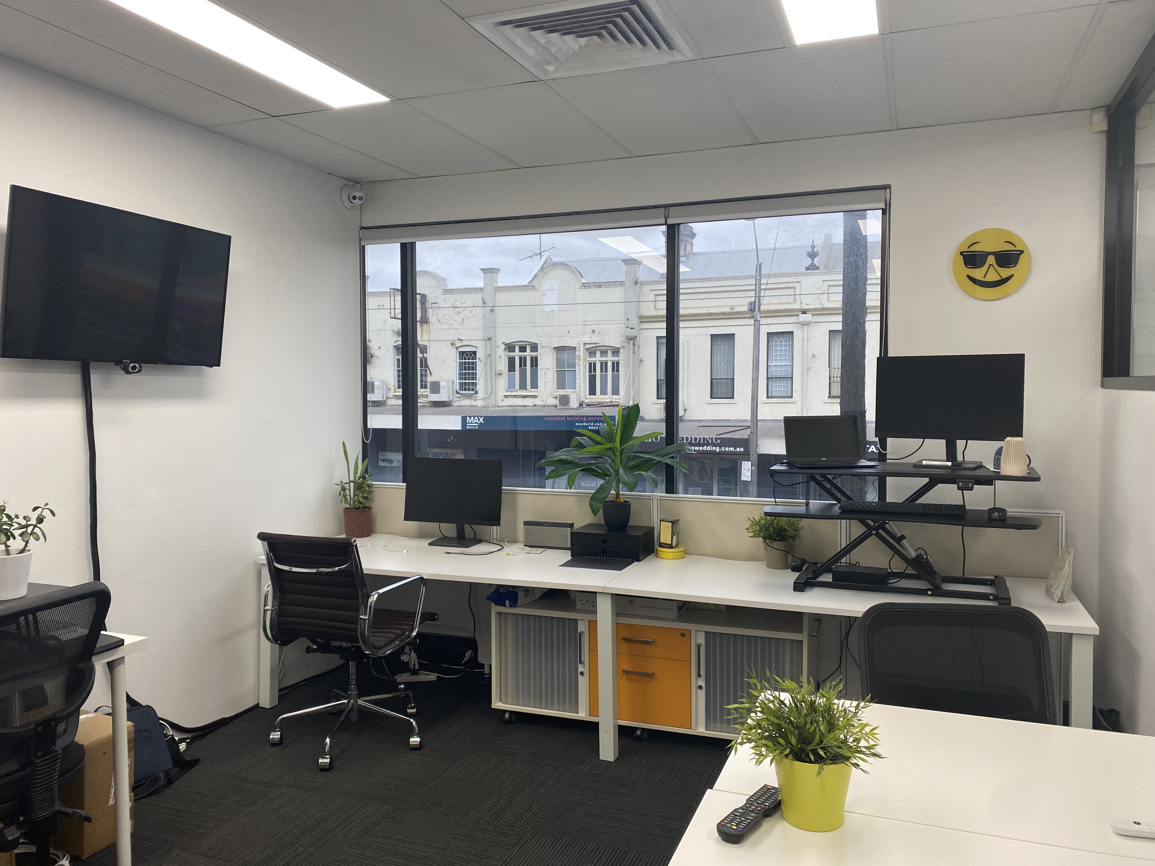 Private office in co working space 