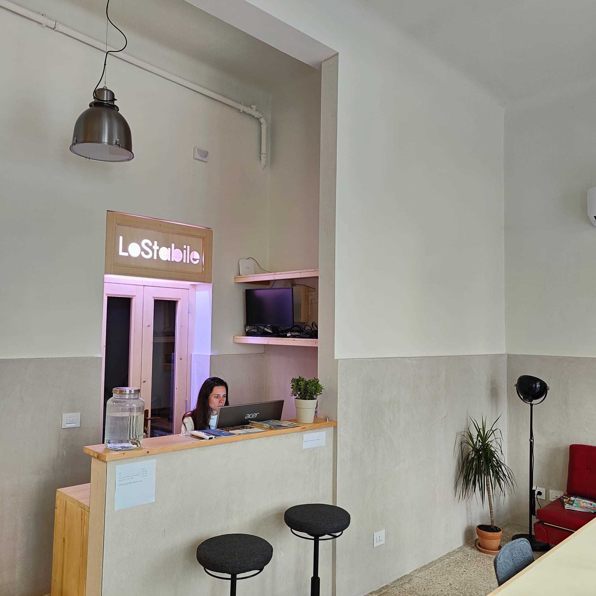 LoStabile - Coworking (monthly desk)