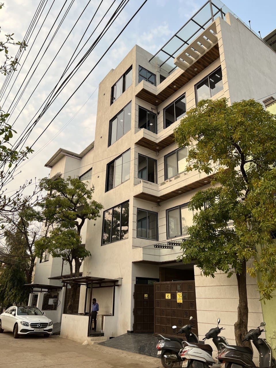 Furnished Office For Rent Available in Vallabh Nagar, Raipur Furnished Office For Rent Available in Vallabh Nagar, Raipur