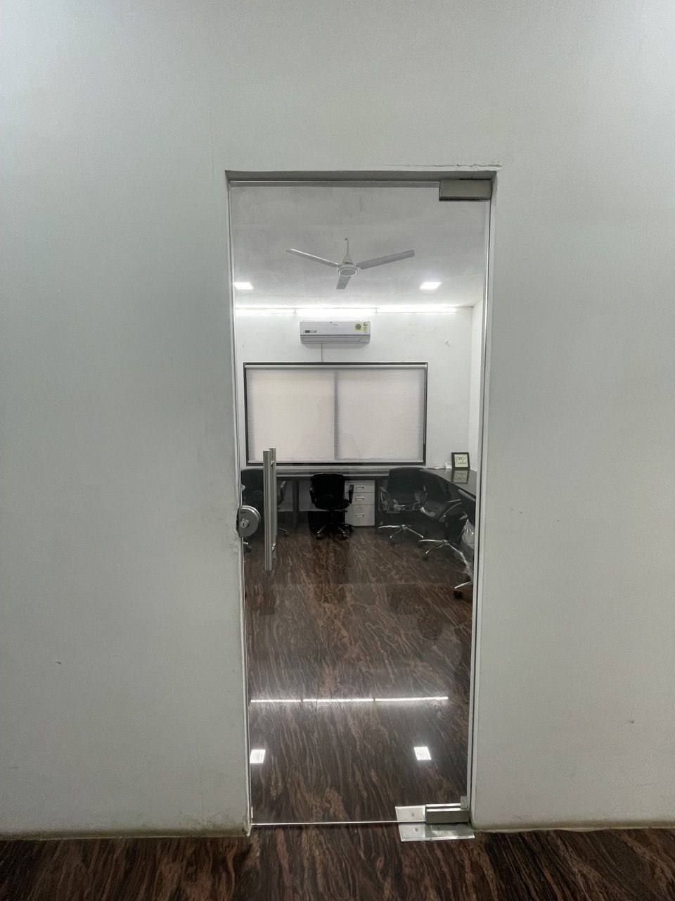 8 Seater Private Cabin - Serviced Office For Rent in Raipur 8 Seater Private Cabin - Serviced Office For Rent in Raipur