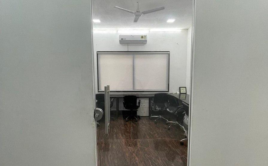 8 Seater Private Cabin - Serviced Office For Rent in Raipur 8 Seater Private Cabin - Serviced Office For Rent in Raipur