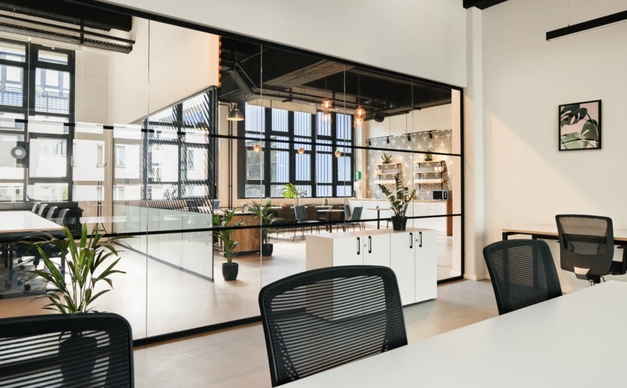 Techspace Kreuzberg - Beautiful and Bright Coworking Studio