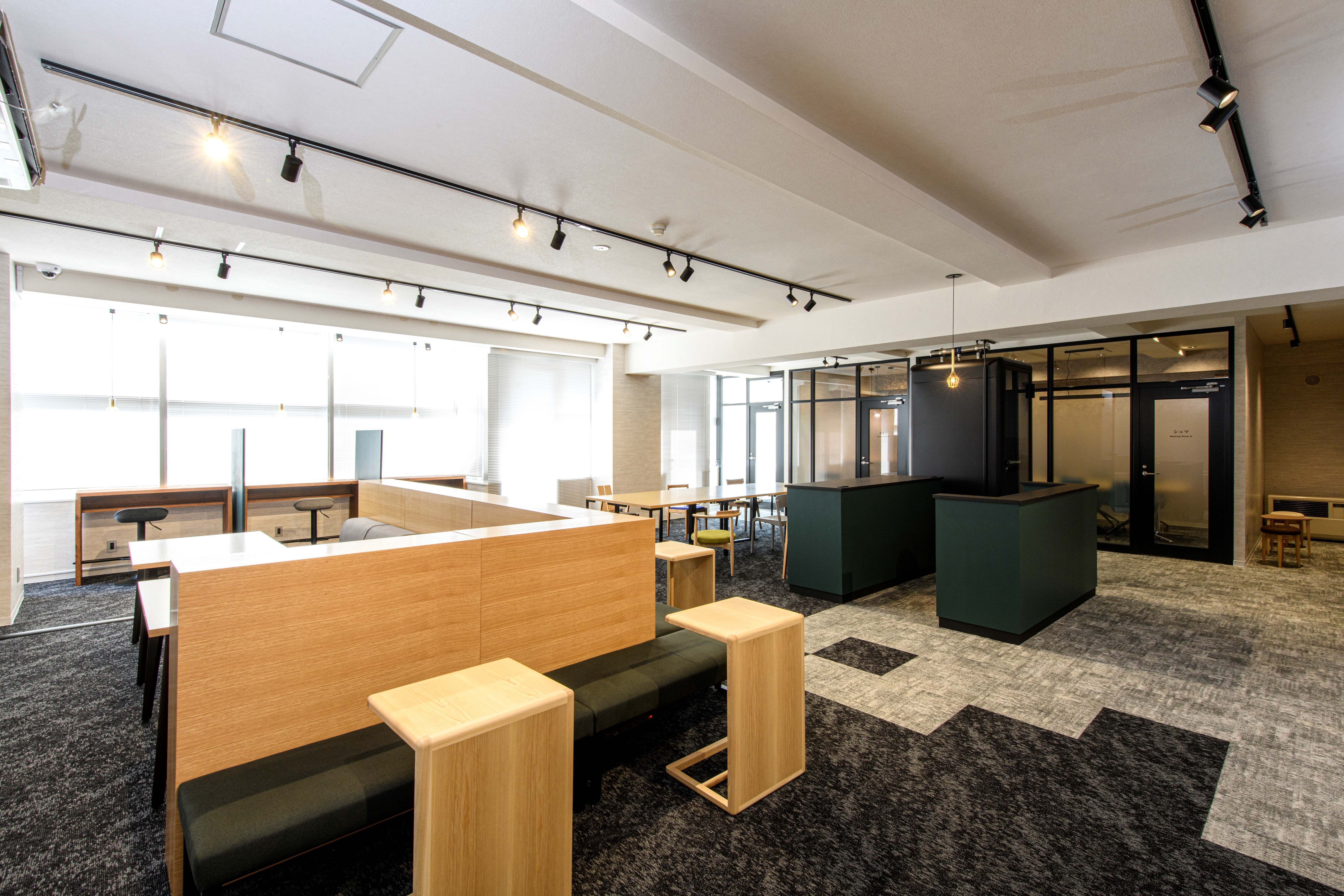 Kaeru.Creative.Square