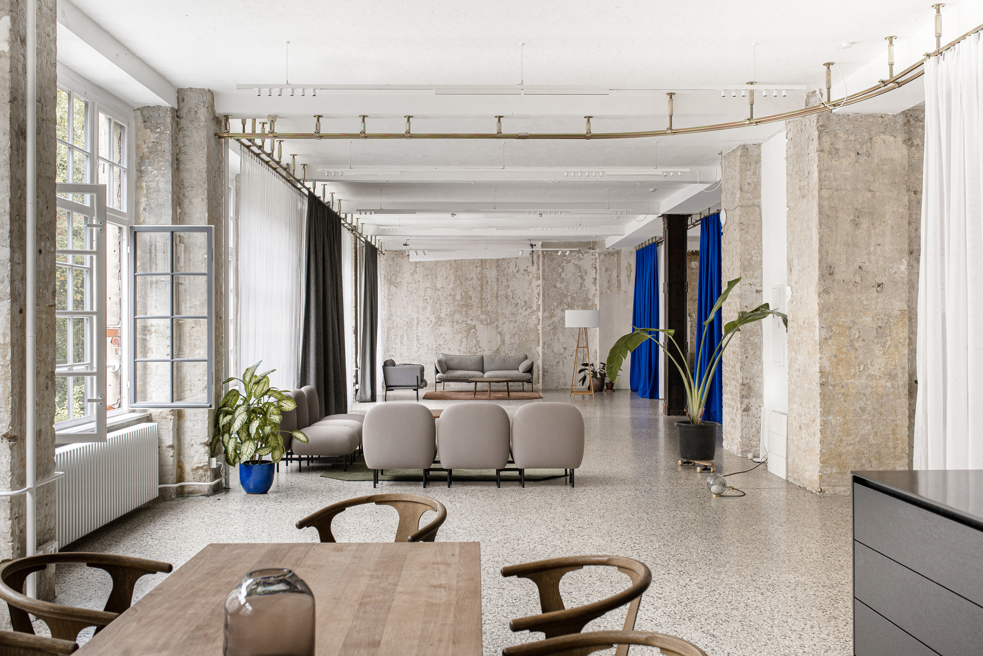 Office Loft / Meeting Room / Seminar Room