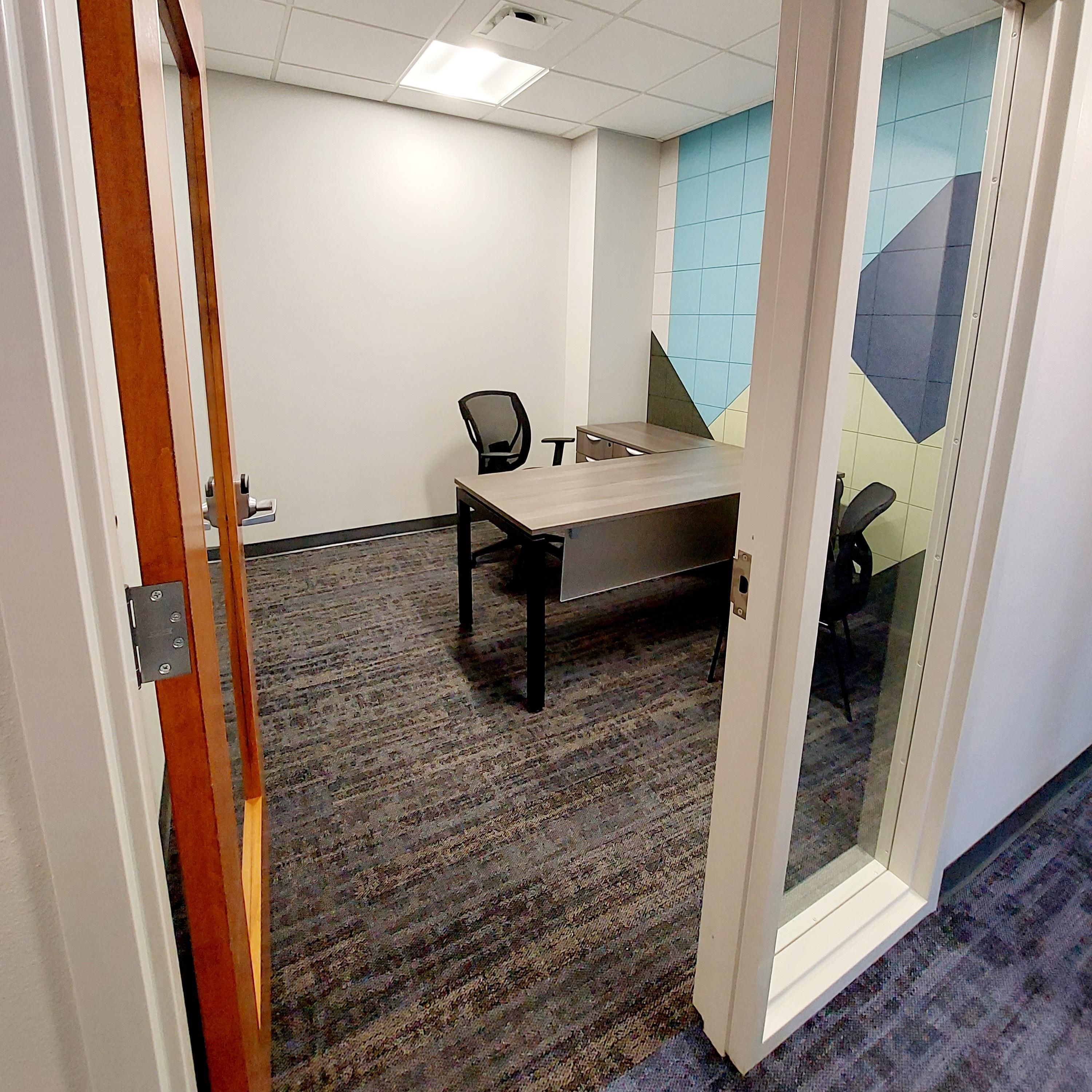 Standard Private Office