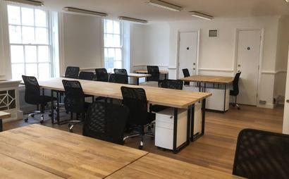 27 Hill Street, London, W1J 5LP 27 Hill Street, London, W1J 5LP