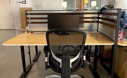 Full Time Desk Full Time Desk