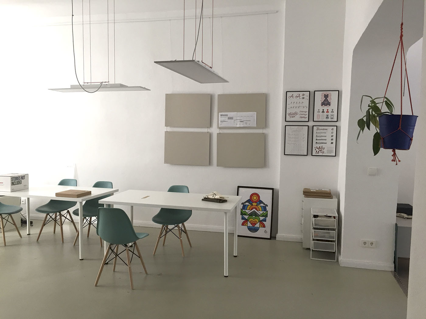 Office space 20sqm for two people in Berlin Mitte