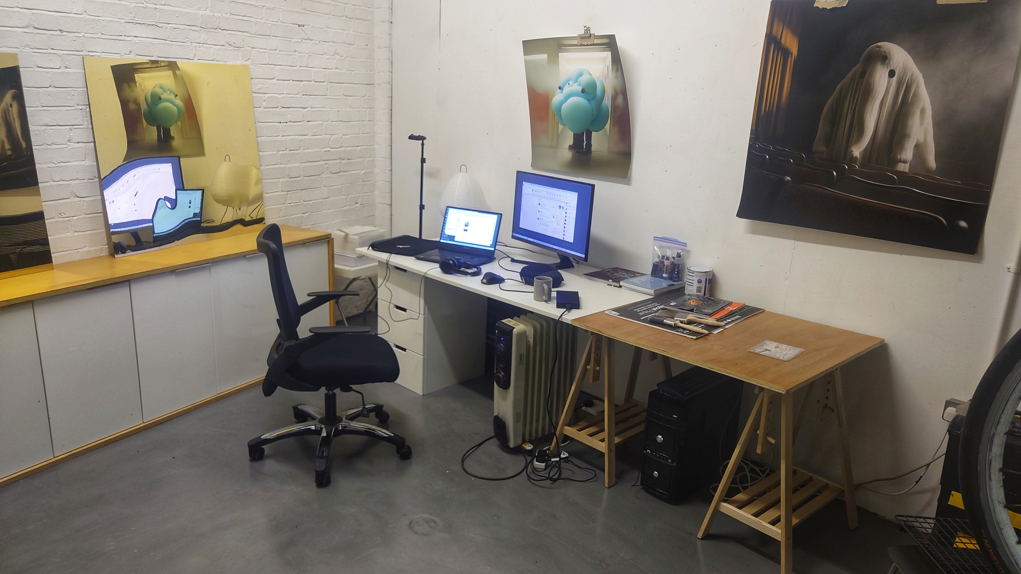 Shared Creative Studio / desk