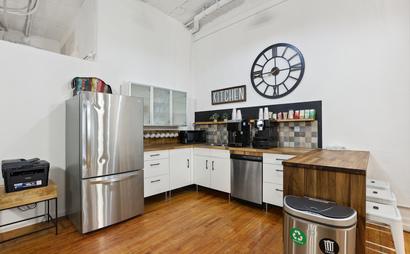 Full Floor Office for 30 people (302) Full Floor Office for 30 people (302)