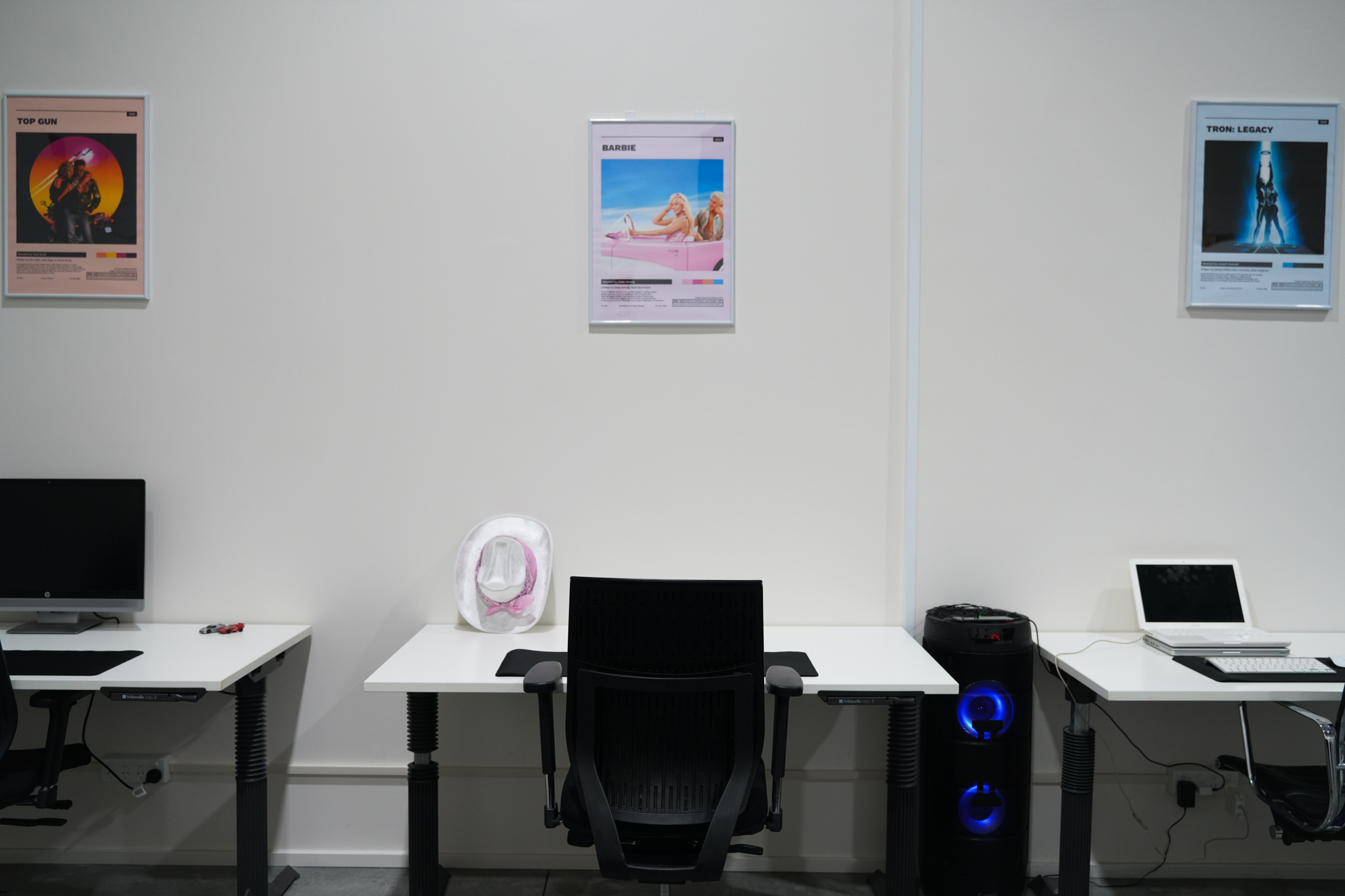 Themed Desk at Scroll Stop