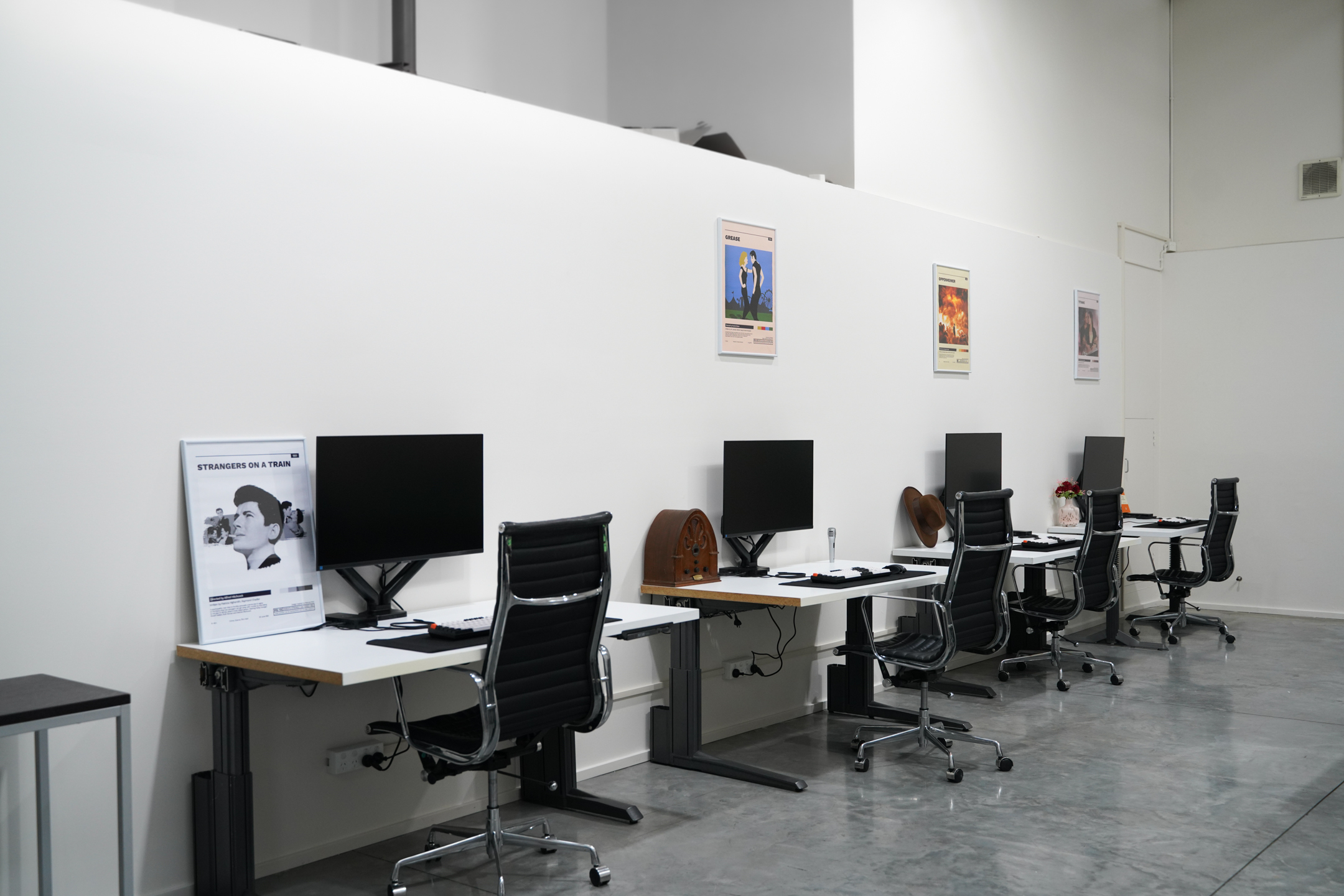 Themed Desk at Scroll Stop