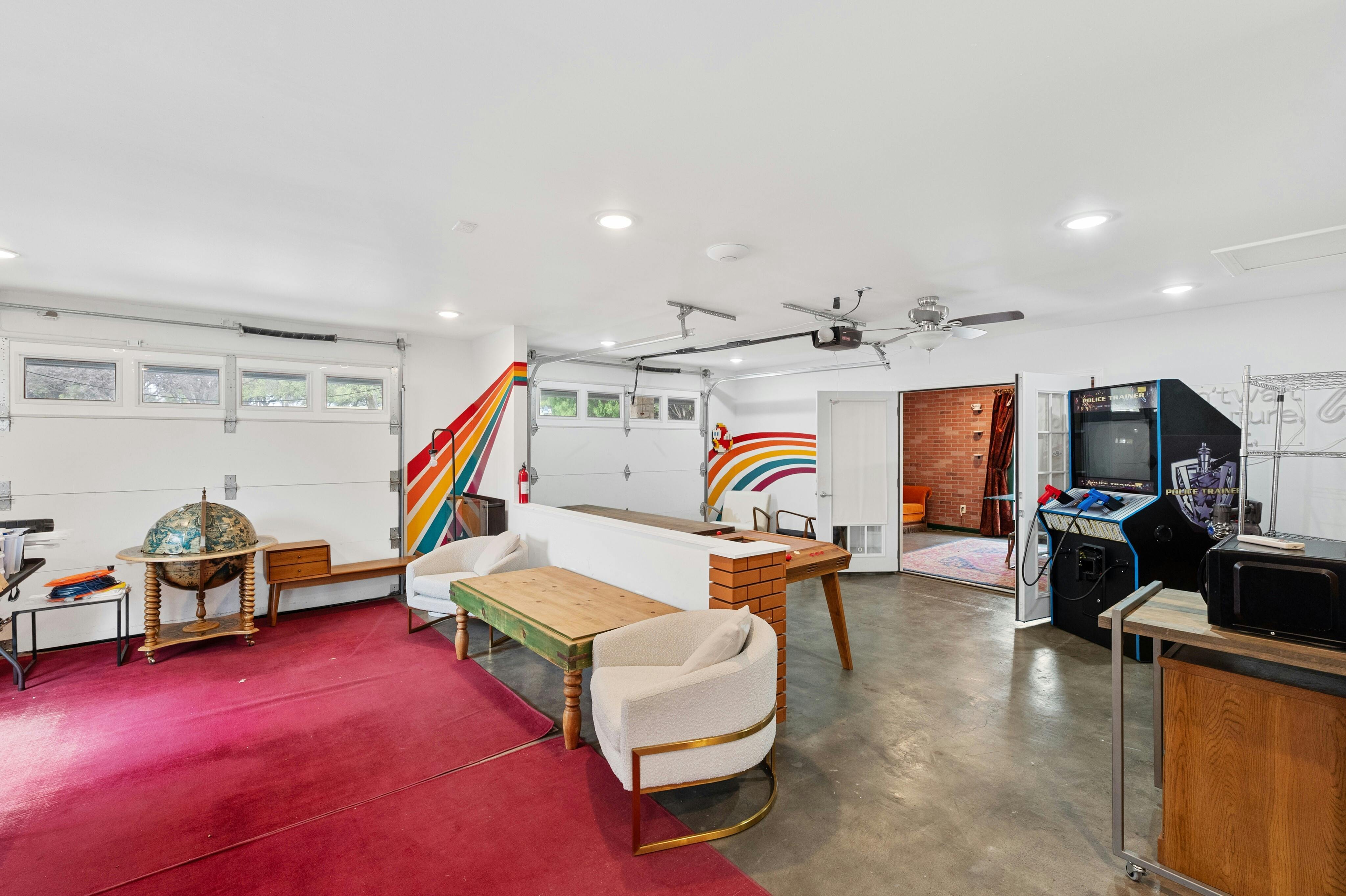 East Side Flex-Space