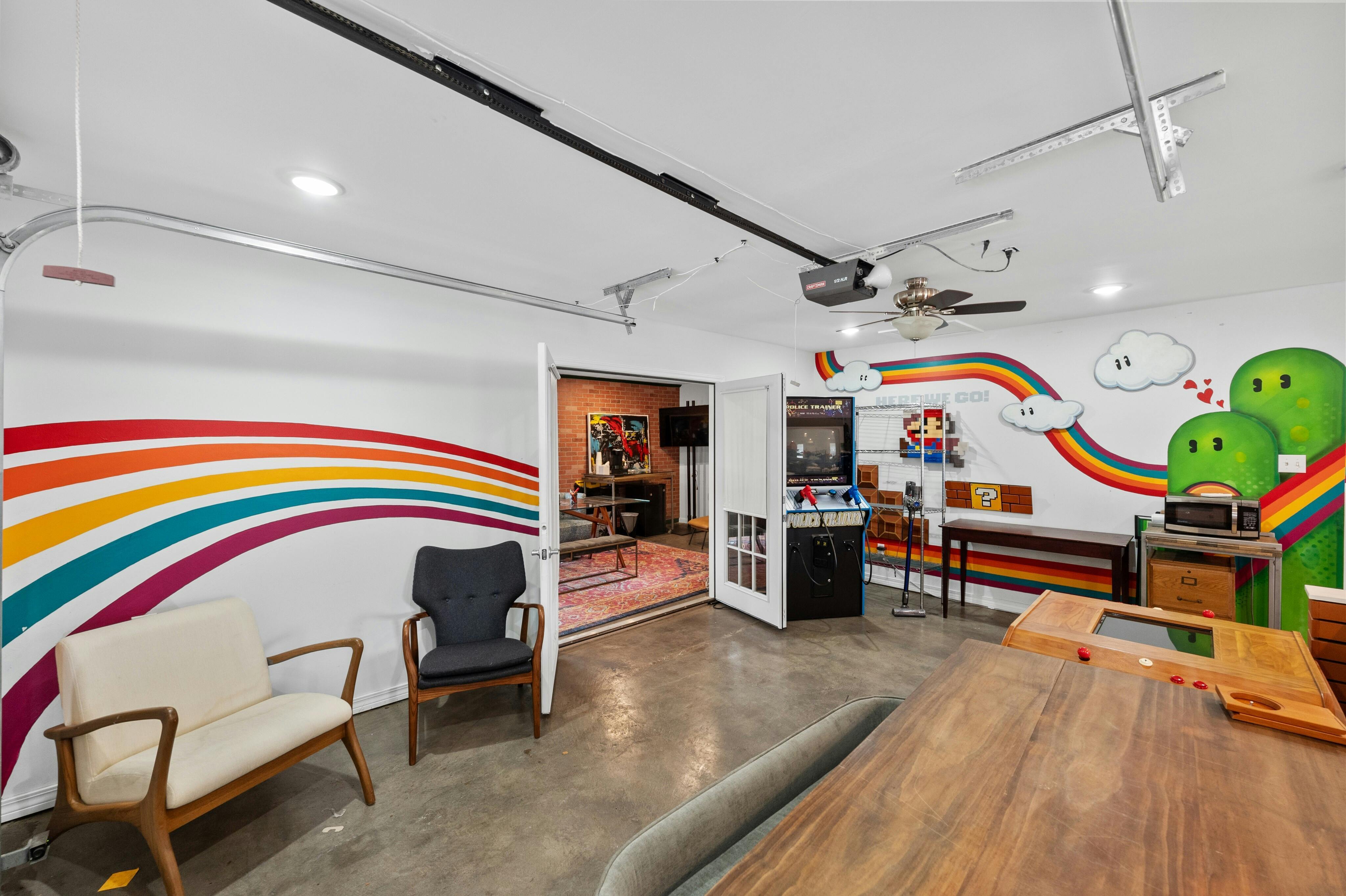 East Side Flex-Space