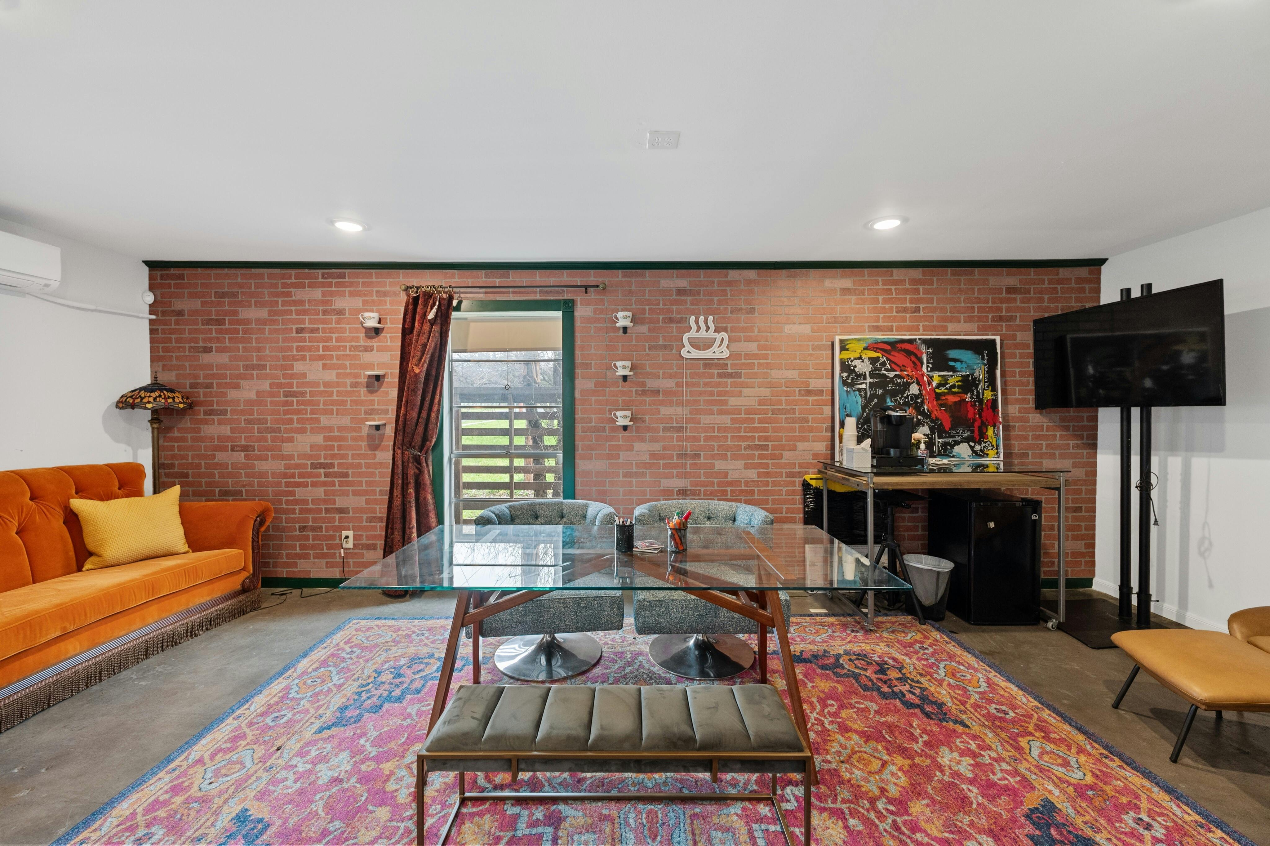 East Side Flex-Space