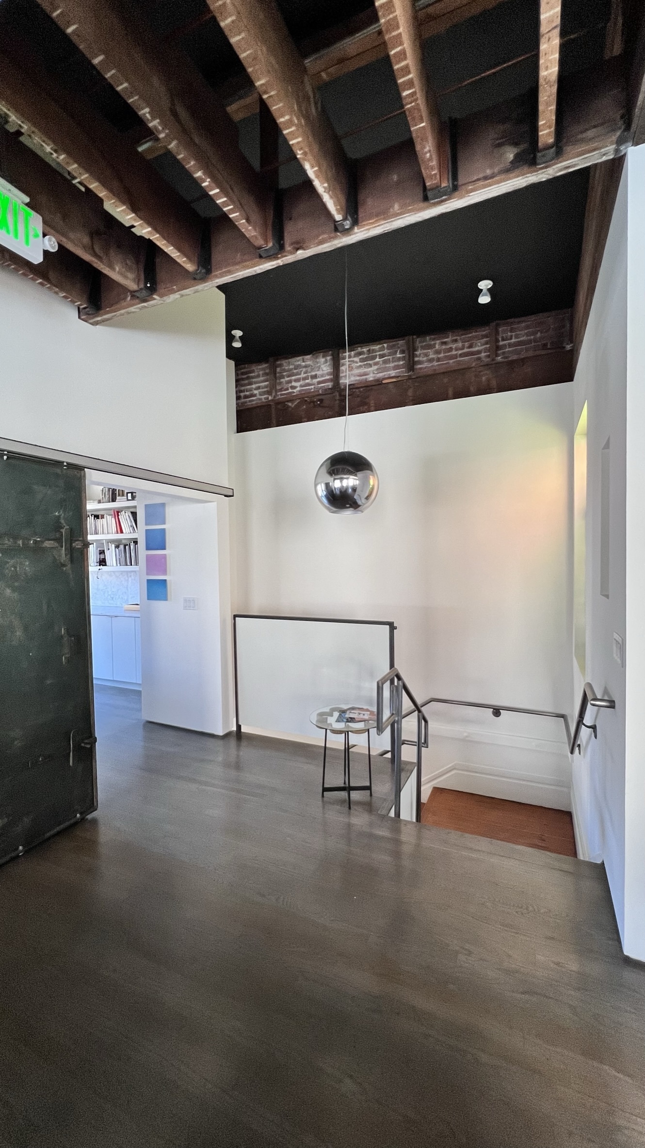 Shared Tendernob Workspace (6-11 desks available)