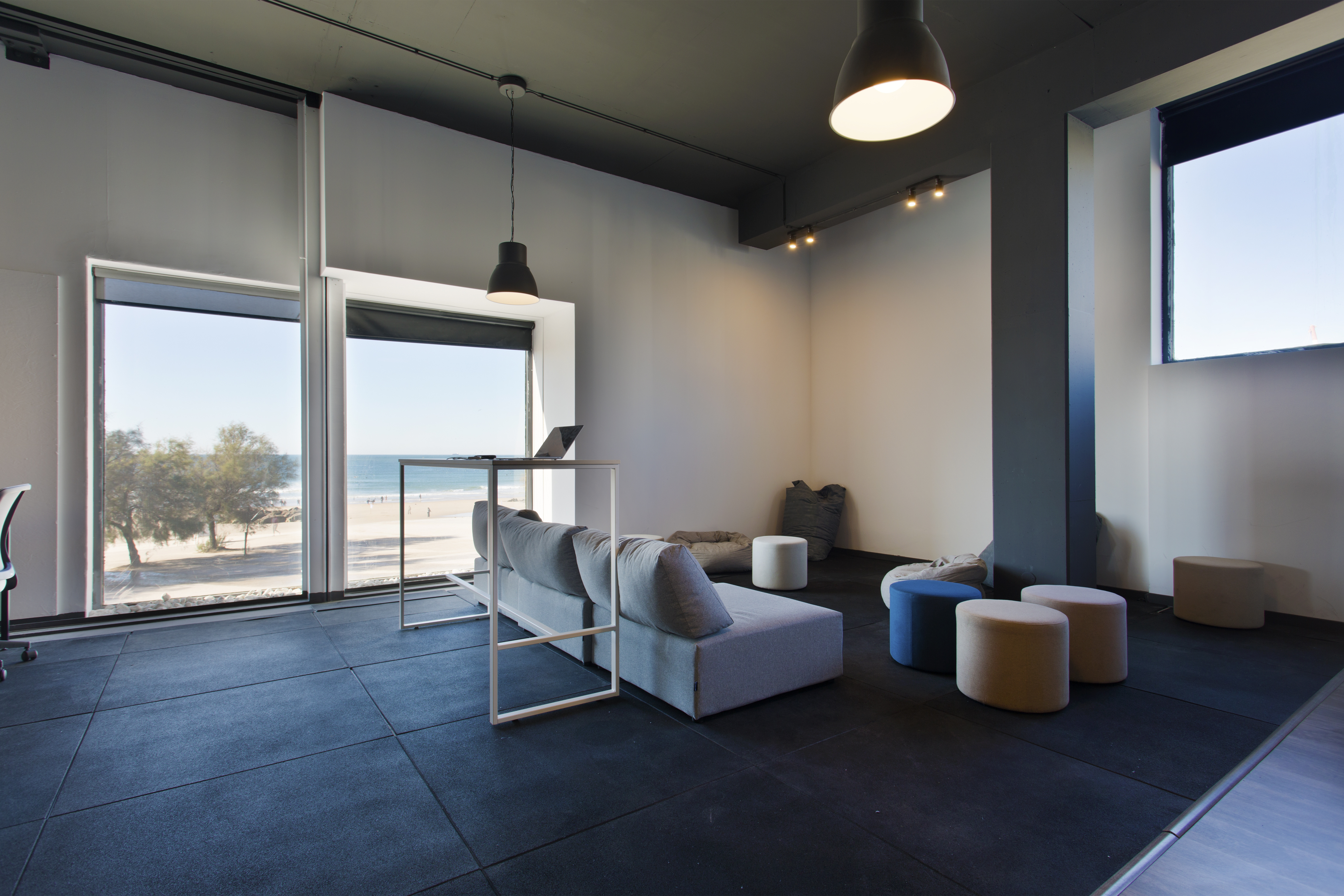 DeHouse Edifício Transparente