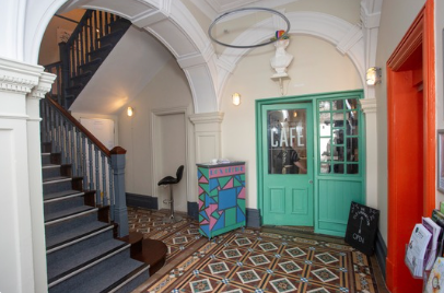 Co-working & Hot Desking Space