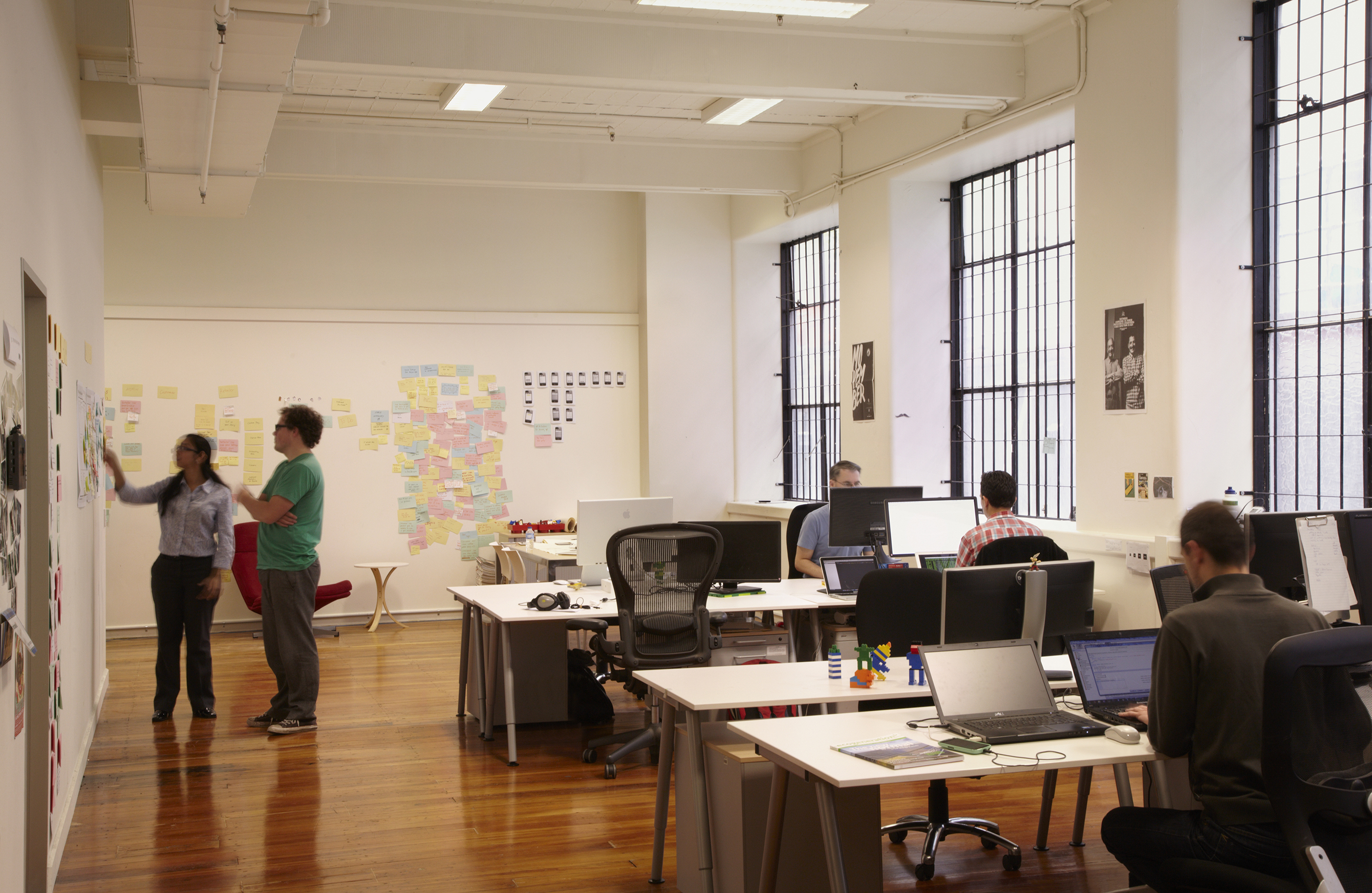 Casual standing desk 