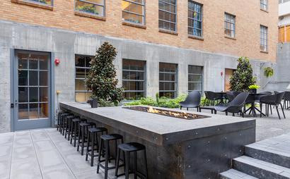 Private Team Suite for 3 to 5 Occupants Private Team Suite for 3 to 5 Occupants