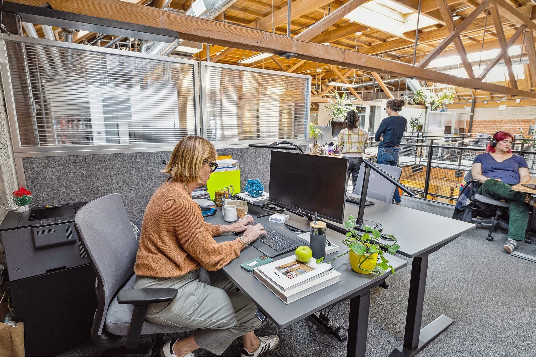 Dedicated Desk Membership (Resident 24/7)