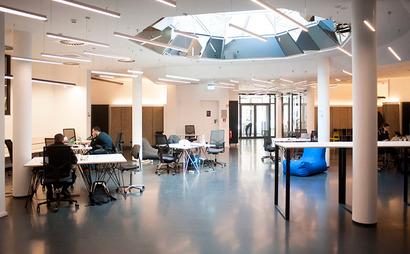 Space Shack Flex Desk Space Shack Flex Desk