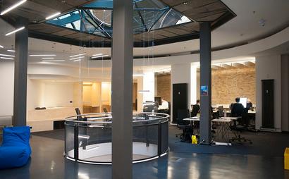 Space Shack Flex Desk Space Shack Flex Desk