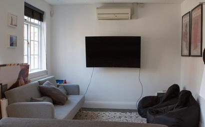 Dynamic 20 Desk Office Space with Seperate Meeting Room Dynamic 20 Desk Office Space with Seperate Meeting Room