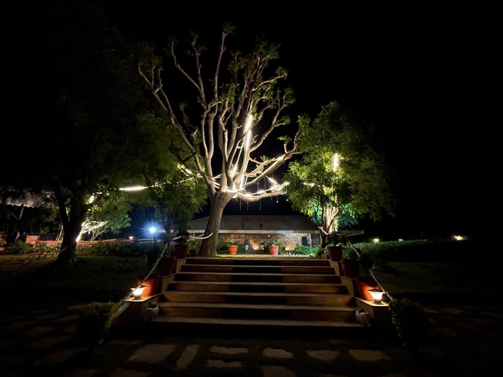 The Rustic Villa: The Best Luxury Villa in Jaipur for Parties and Family Gatherings