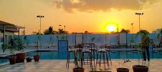  Top 5 Reasons to Choose The Sparkle Farm House Over a Hotel in Jaipur