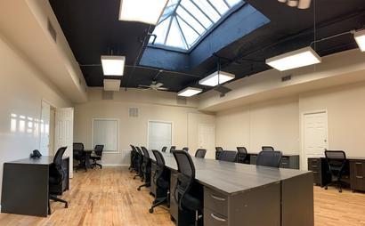 Flatiron Day Office for Teams of 1-4 Flatiron Day Office for Teams of 1-4