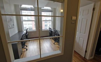 Flatiron Day Office for Teams of 1-4 Flatiron Day Office for Teams of 1-4