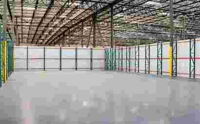 Flexible Warehouse Space at Cubework Gifford with no hidden fees Flexible Warehouse Space at Cubework Gifford with no hidden fees