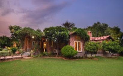 SimBliss Farmhouse: Best Party Farmhouse in Gurgaon SimBliss Farmhouse: Best Party Farmhouse in Gurgaon