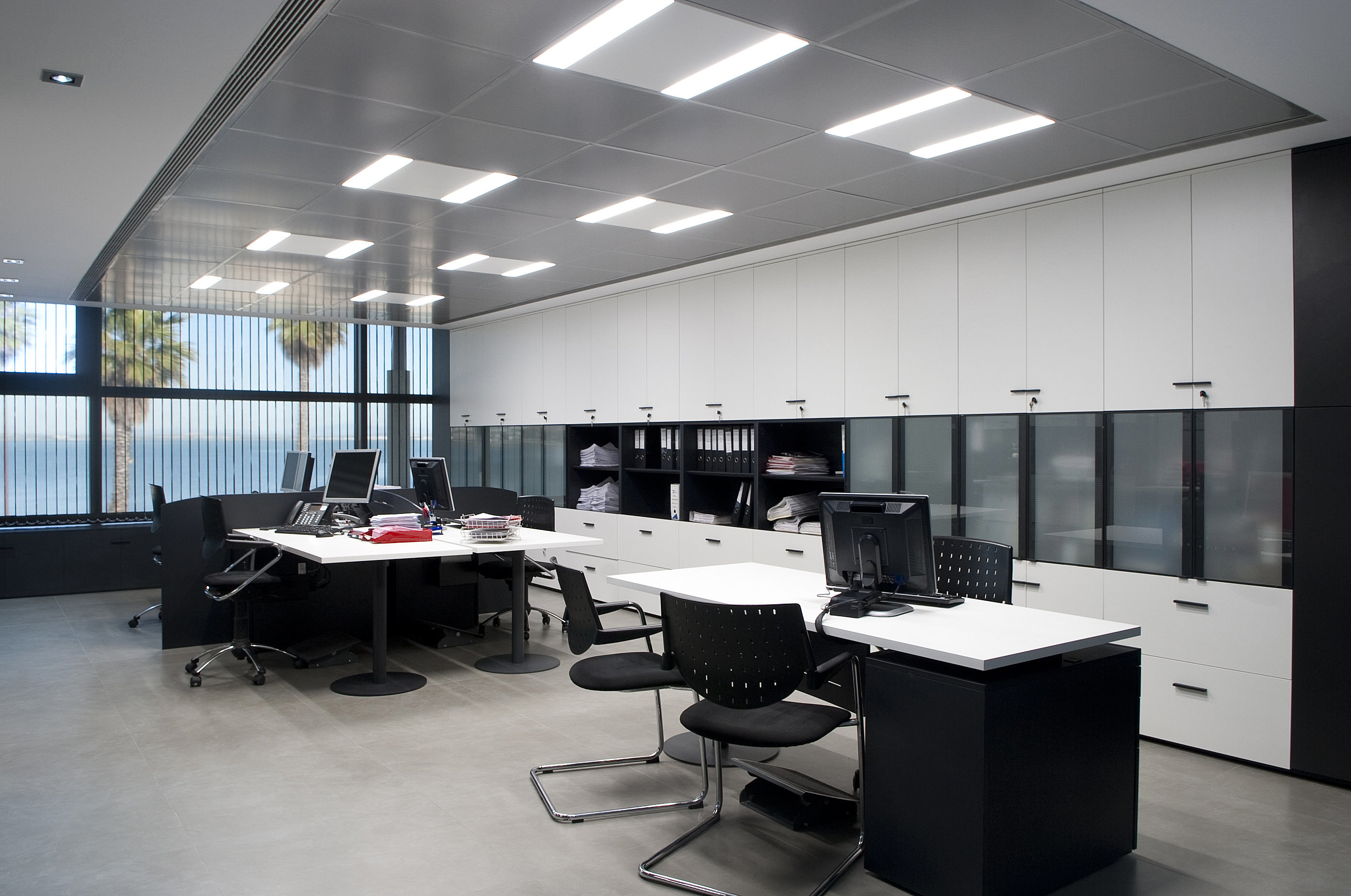 ONITI BUSINESS CENTER