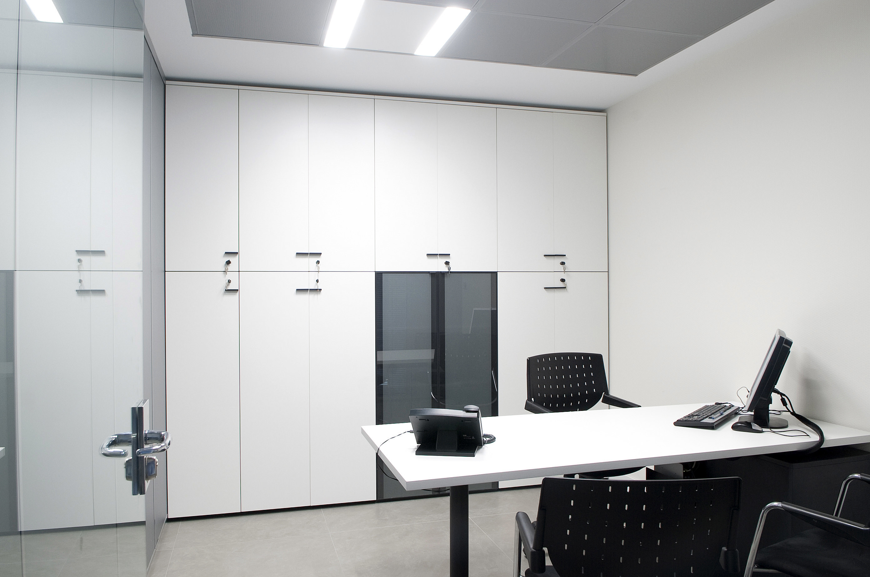 ONITI BUSINESS CENTER