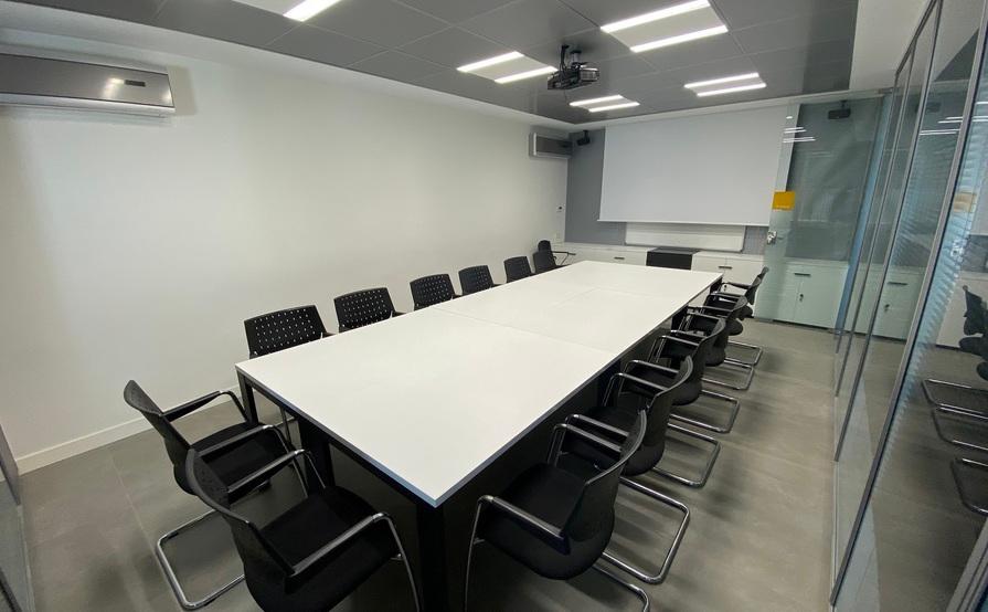 ONITI BUSINESS CENTER