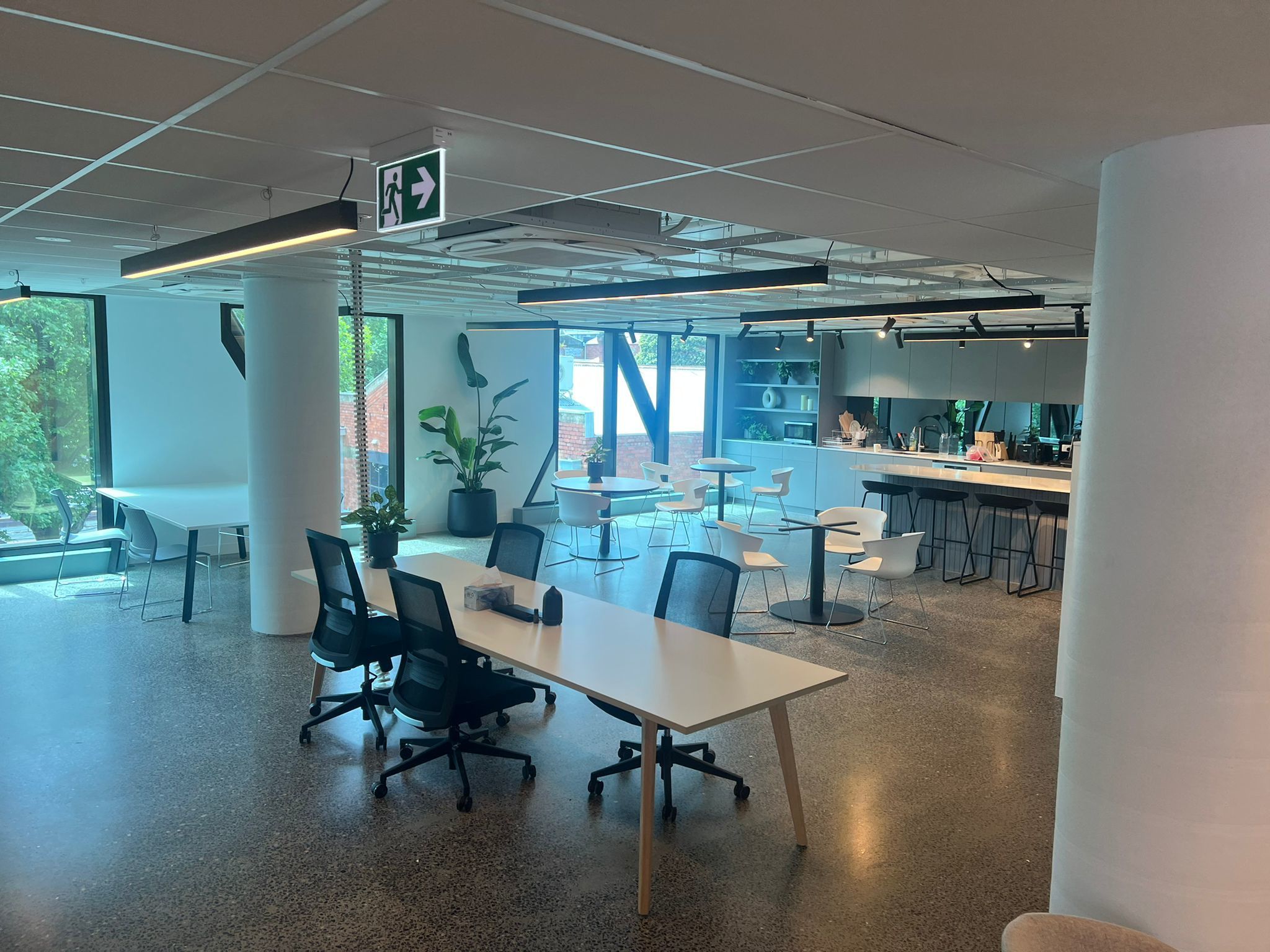 Desk Space | Office Space 