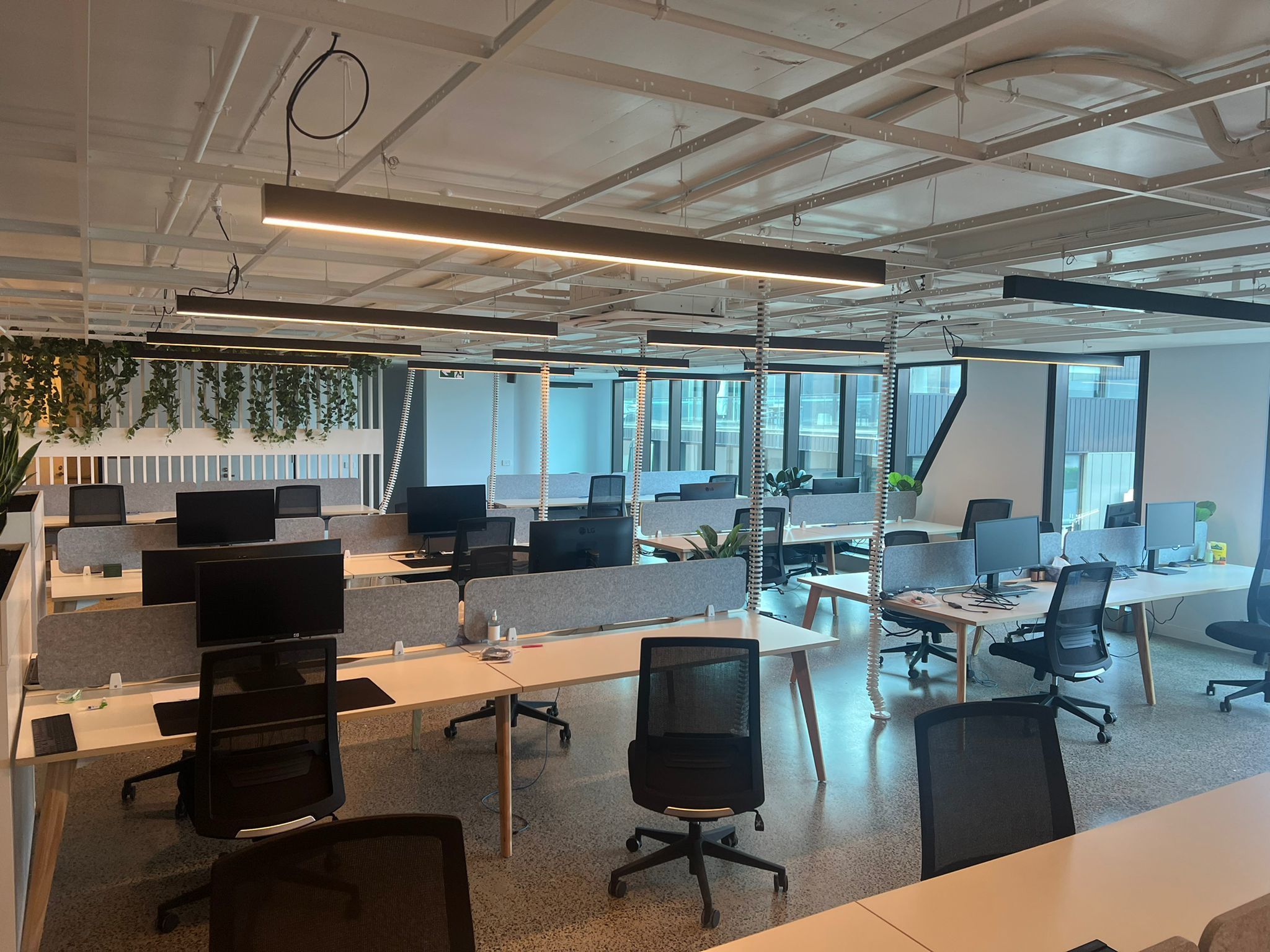 Desk Space | Office Space 