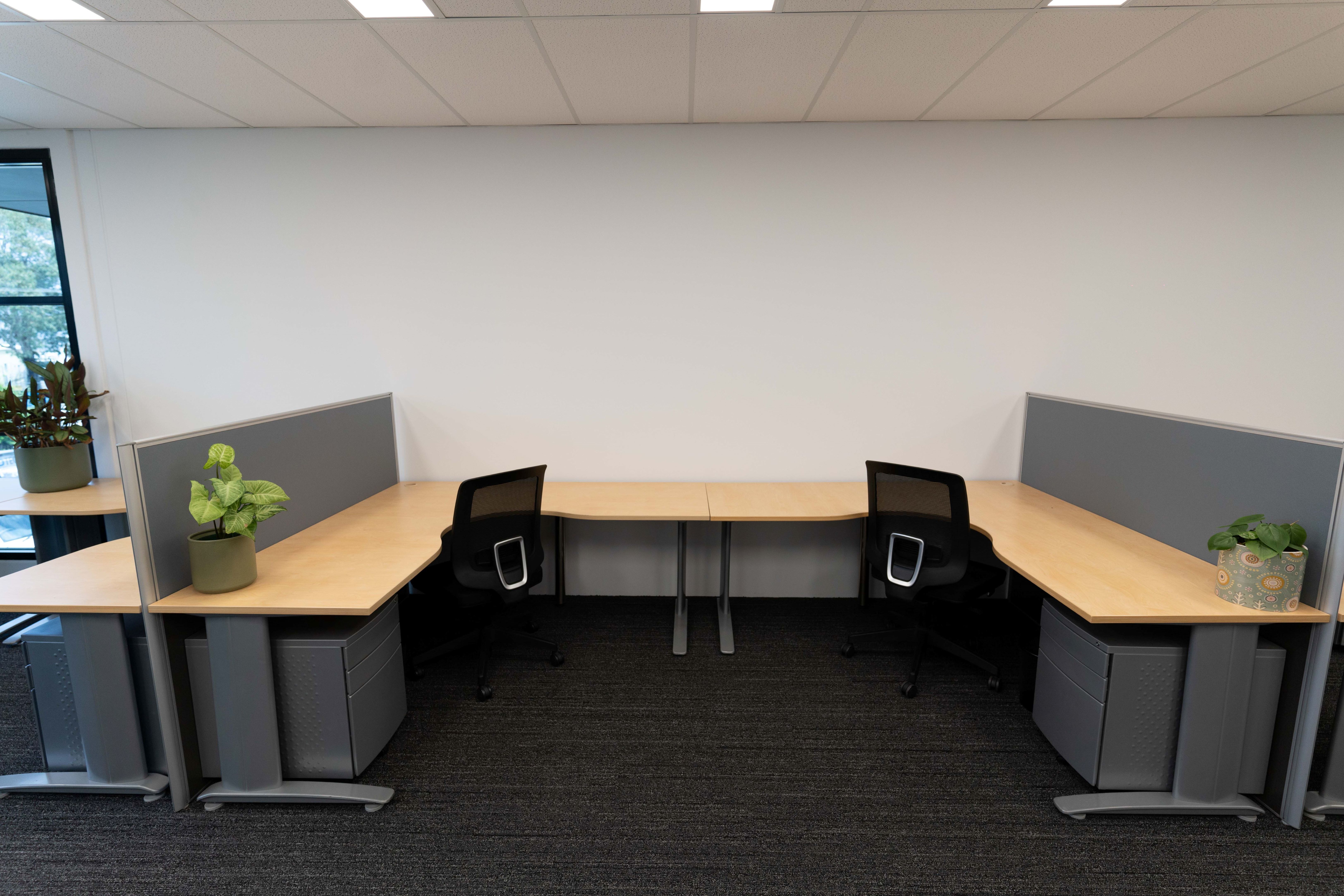 Hot Desks in O'Connor