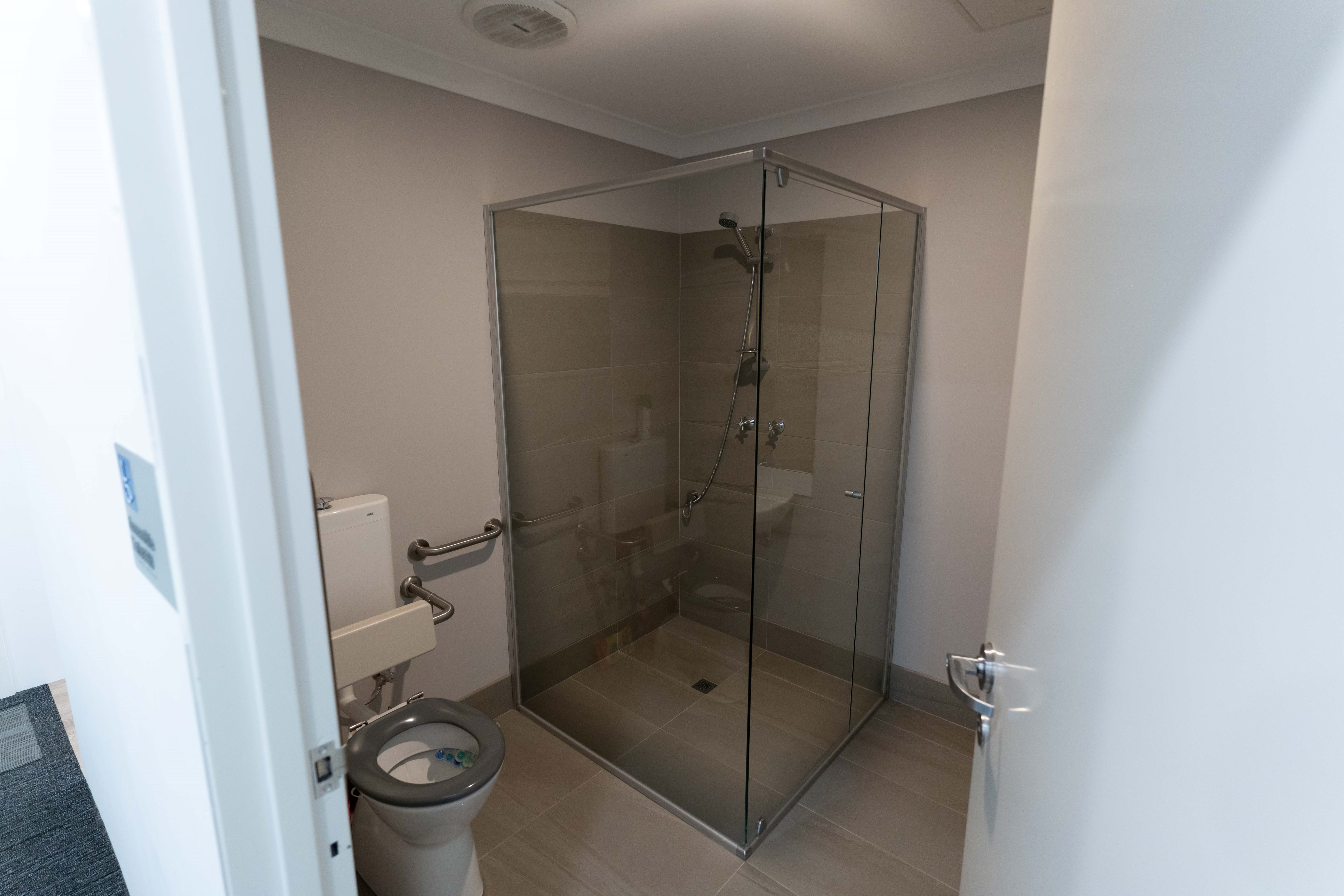 Hot Desks in O'Connor