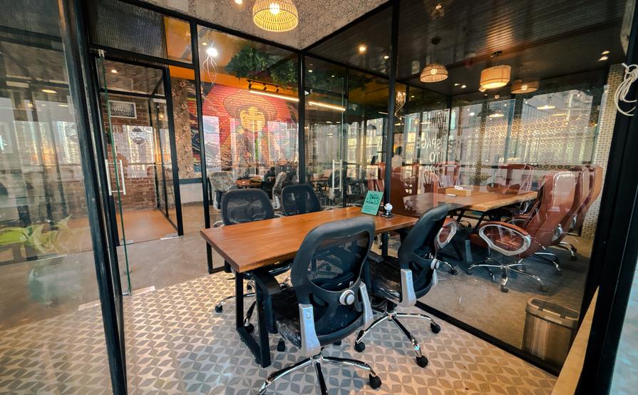 4 Seater Private Cabin