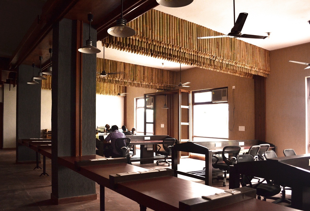 Co-working Desks