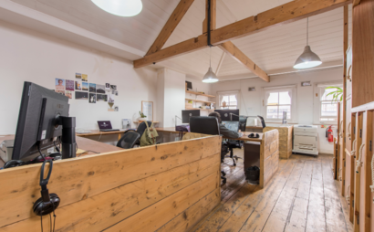 Medium Desk Medium Desk