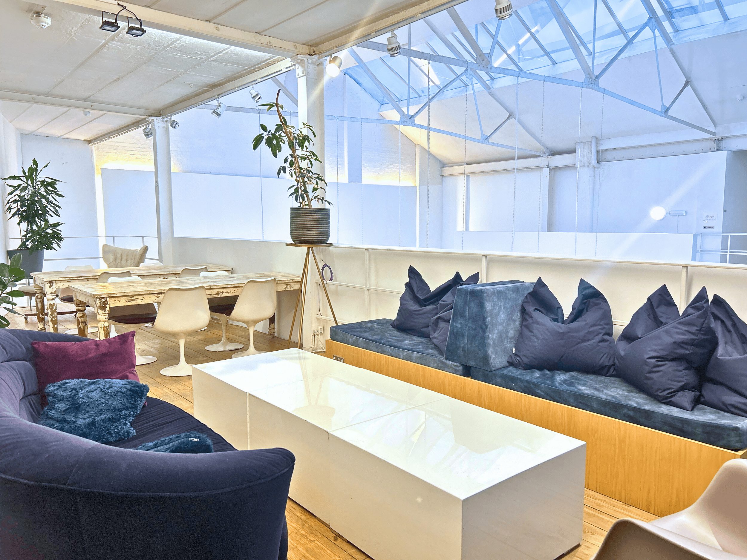 Dedicated Coworking Desk 