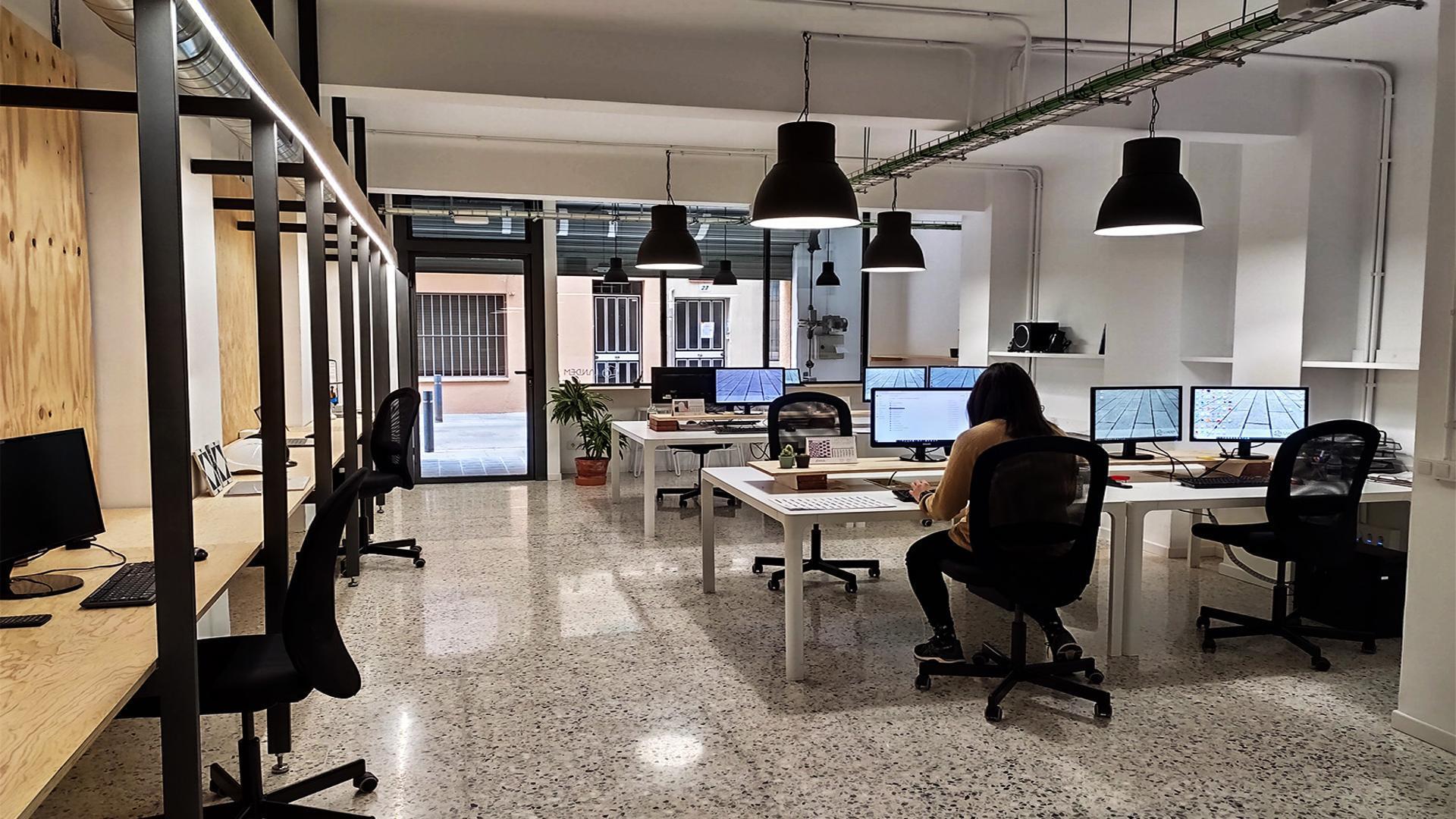 Quiet and Professional Coworking in Central Barcelona Quiet and Professional Coworking in Central Barcelona