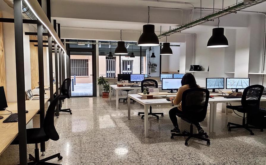 Quiet and Professional Coworking in Central Barcelona Quiet and Professional Coworking in Central Barcelona