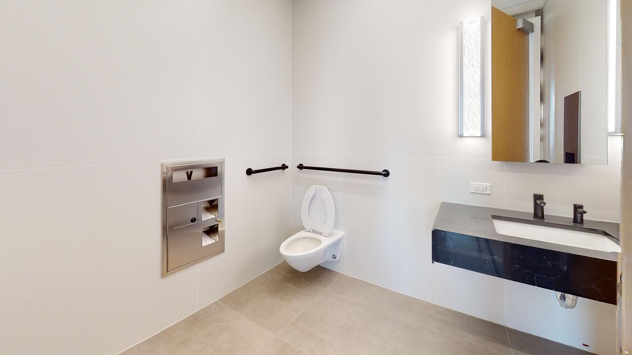 345 Seventh Ave - 20th Floor